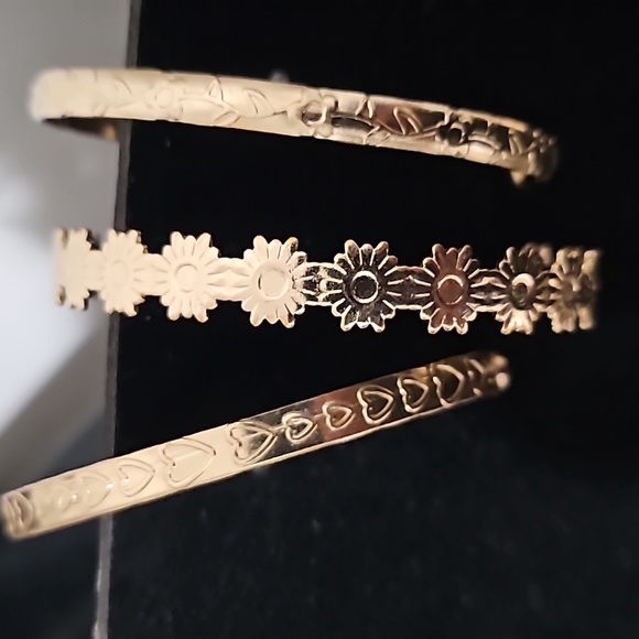 Bracelet - Picture 3 of 4